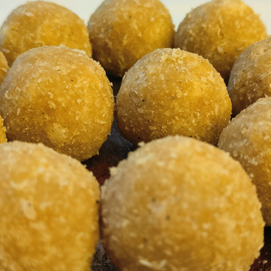 Gud 4 gut Coconut Gondhd Laddu Khopra laddo - 500 gms