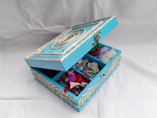 Nilanchal Handicraft Jewellery Box - Set of 1 Code - JEW02