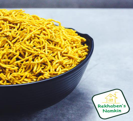 Rekhaben's Namkeen Garlic Sev | 400 gms