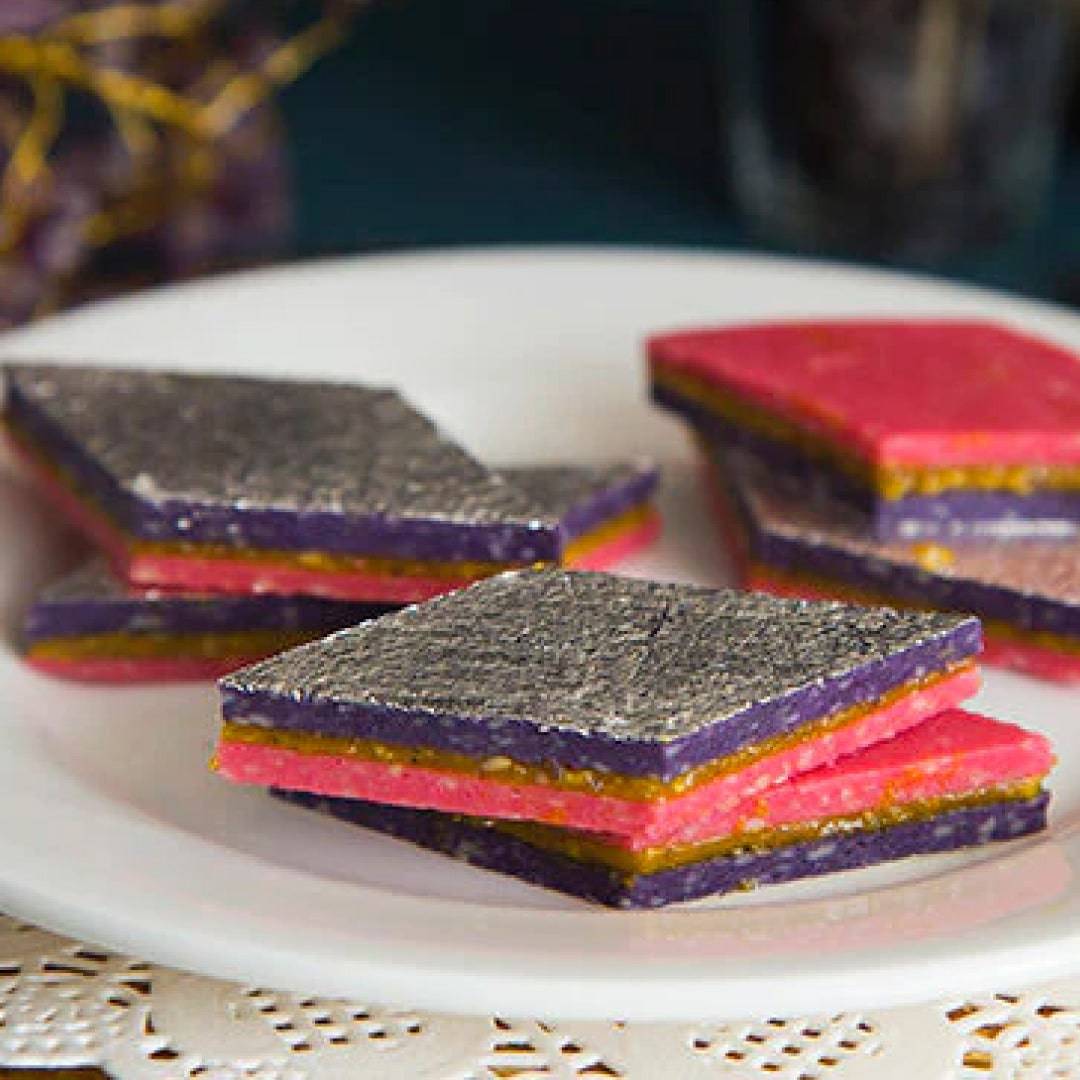 24 Carats Mithai Magic Black Currrent Katri - 500 gms