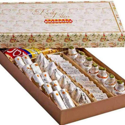Bikanervala Golden Meetha Namkeen