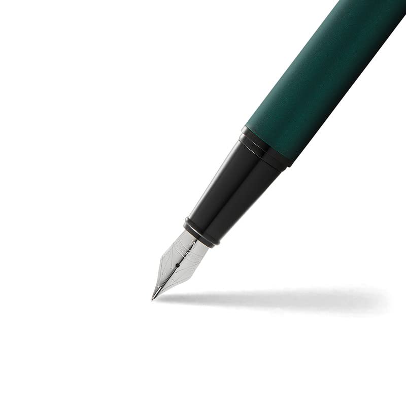 Sheaffer Gift 300 Lacquer Fountain Pen Matte Green with Polished Black Trim | Medium Nib | Premium Pen Gift Set