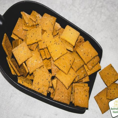 Rekhaben's Namkeen Gud Chia Sakkarpara | 300 gms