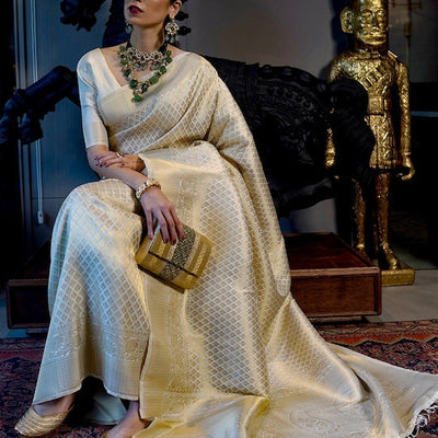 Cream-Coloured & Gold-Toned Ethnic Motifs Zari Silk Blend Kanjeevaram Saree