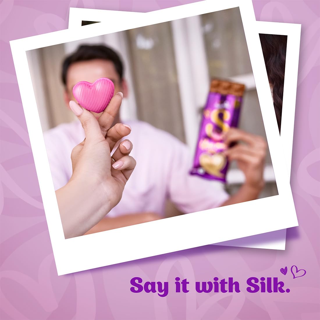 Cadbury Dairy Milk Silk Valentine's Heart Blush Chocolate Bar Gift Pack, 250 g