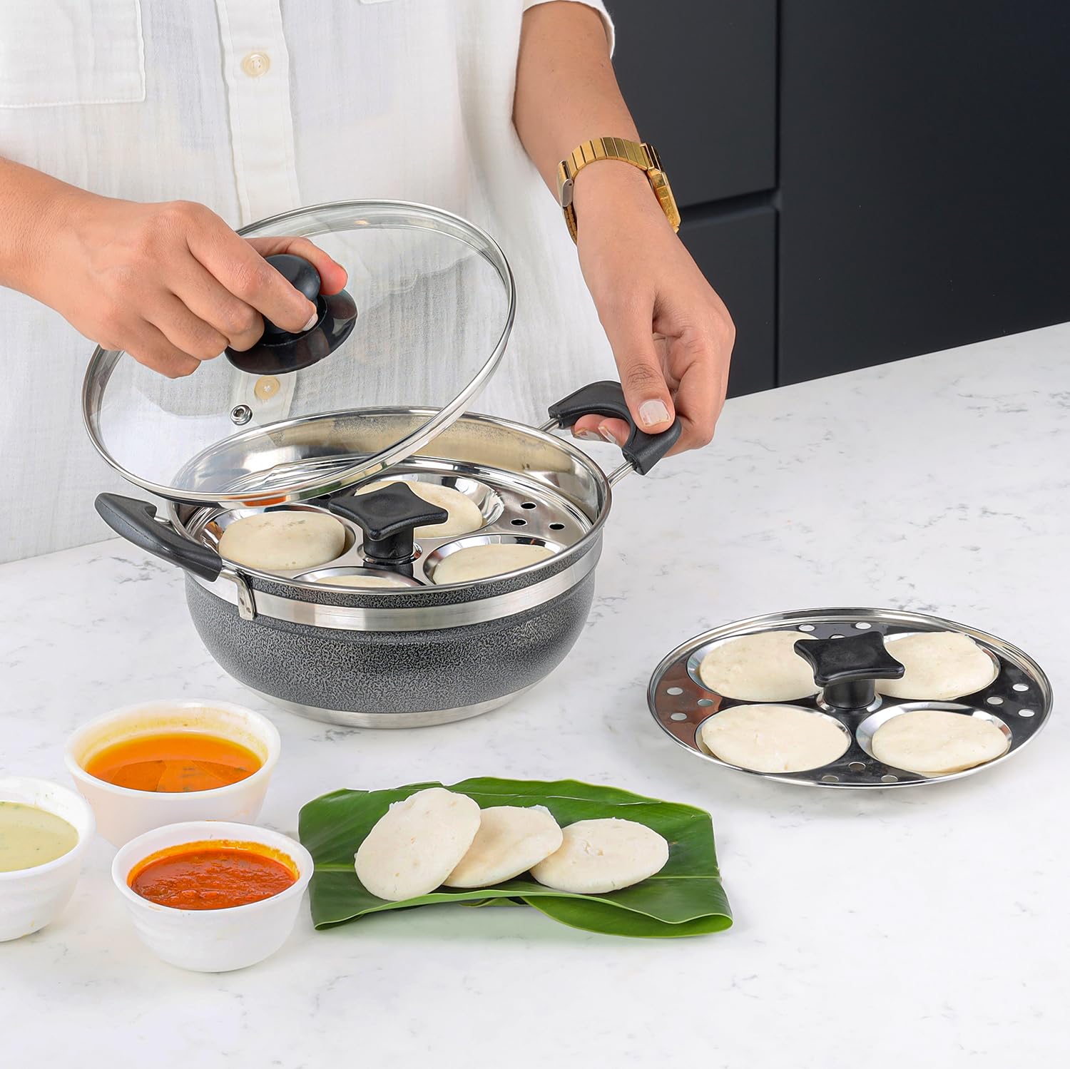Cello Magna Stainless Steel Multi Kadai Idli cooker with Glass Lid & 2 Idli Plates | Multi-purpose use | Perfect for Frying, Sautéing, Roasting, Preparing sabjis | Dishwasher Safe
