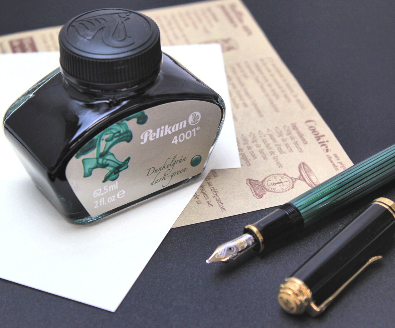 Pelikan 4001 Fountain Pen Ink Bottle - 62.5ml (Violet)