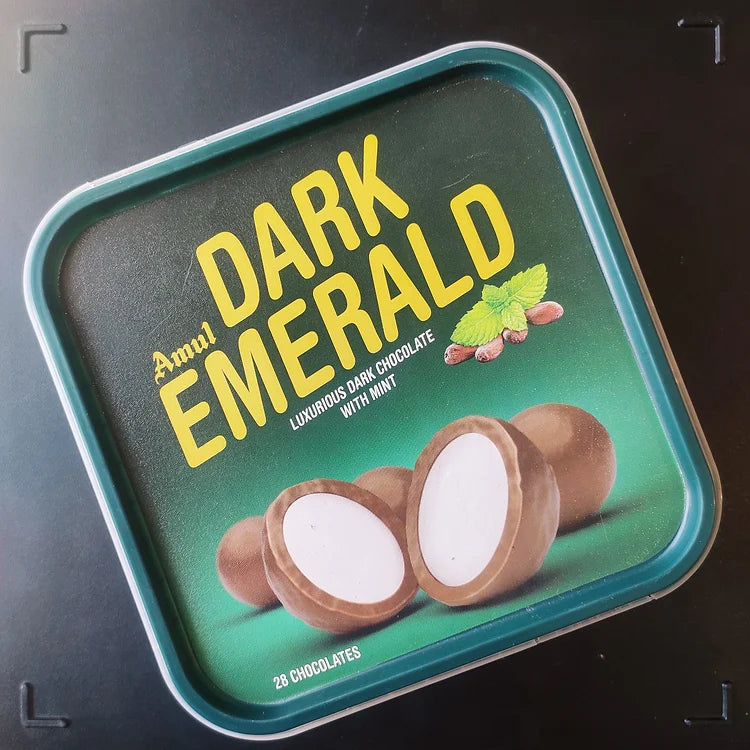 Amul Dark Emerald 300G