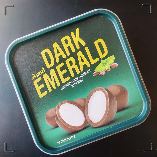 Amul Dark Emerald 300G