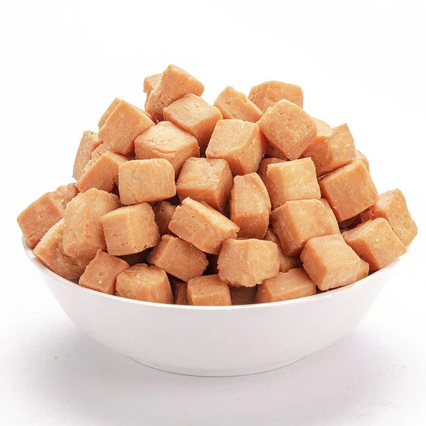 Indian Sweets Shop Shakkar Pare
