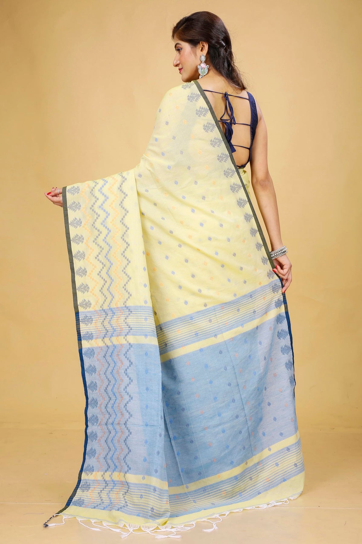 Ankita SAREE HOUSE Women's Traditional Bengal Cotton Silk Beki Border Handloom Soft Saree with Blouse Piece (Chiku)