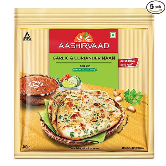 Aashirvaad Ready to Cook Garlic & Coriander Naan, No Added Preservatives, Easy to Prepare Delicious Frozen Naan, 5 Naans, 400g