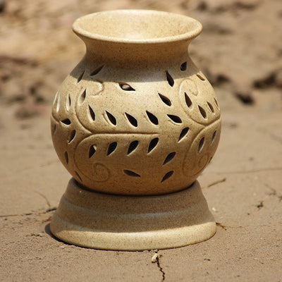 ELECTRIC AROMA OIL DIFFUSER WITH ESSENTIAL OIL