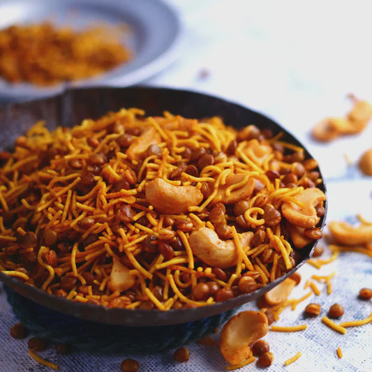 Almond House Dal Mot 200 gms