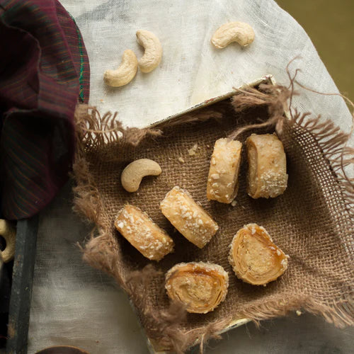 Almond House Flaky Cashew Turkish Roll 500 gms