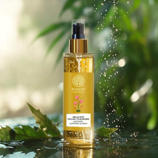 Delicate Facial Cleanser / Face wash Kashmiri Saffron & Neem - 130ml