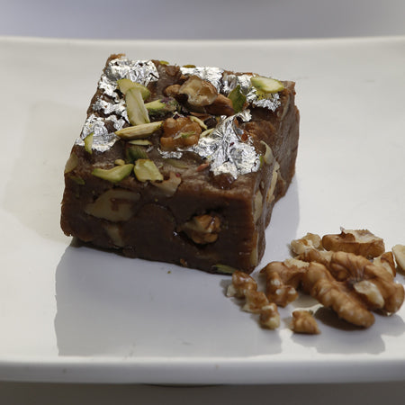 Suleman Usman Mithaiwala Akhrot Pak - 500 gms