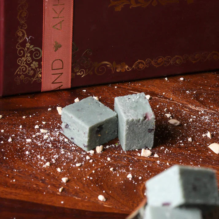 Akhand Sweet Berry Kaju Burfi / Slab - 500 gms