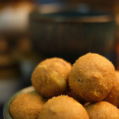 Pothgaal Sweet Besan Laddu - 500 gms