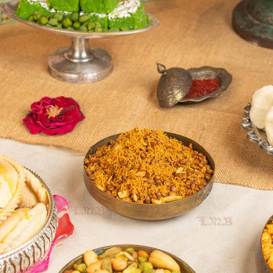 Laxmi Misthan Bhandar's Dal Moth - 500 gms