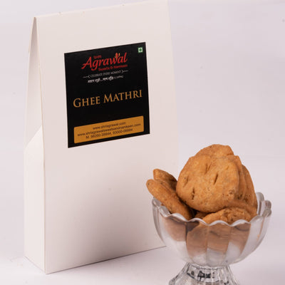 Shri Agrawal Sweets & Namkeen Ghee Mathari - 500 gms