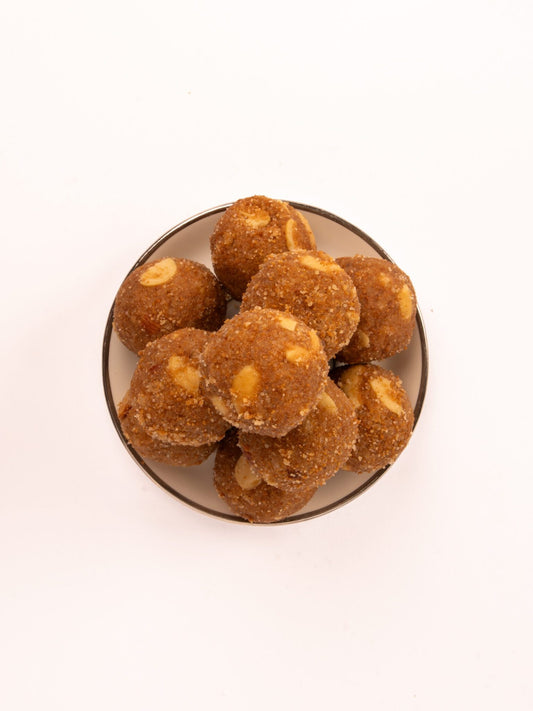 Shri Agrawal Sweets & Namkeen Gond Laddu - 500 gms