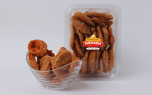 Sukhadia Sweets & Snacks Gulab Puri - 200 gms