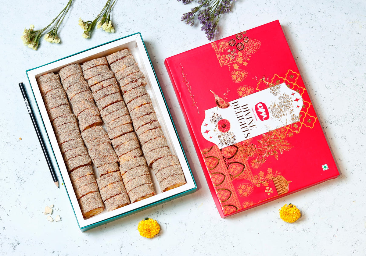 Om Sweets & Snacks Kaju Anjeer Roll - 500 gms