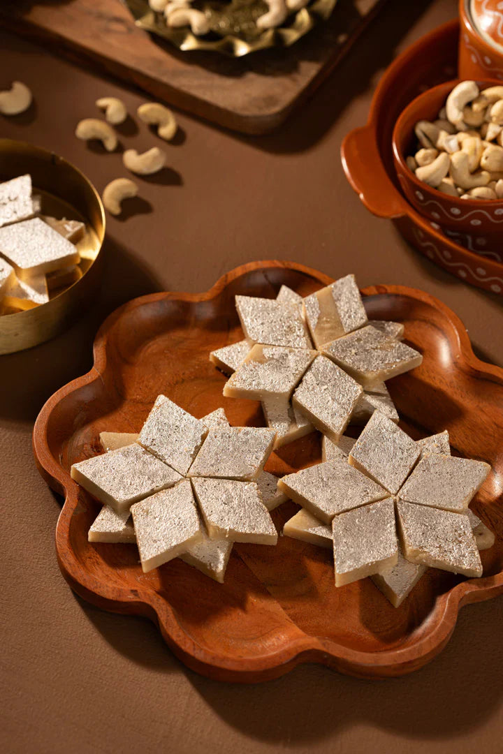 Pothgaal Sweet Kaju Burfi - 500 gms