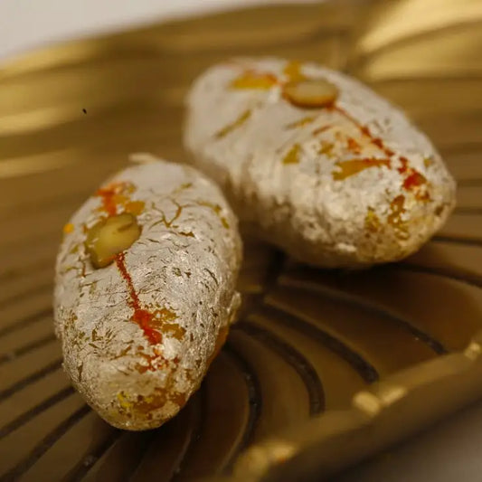 M M Mithaiwala Kaju Parwal - 500 gms