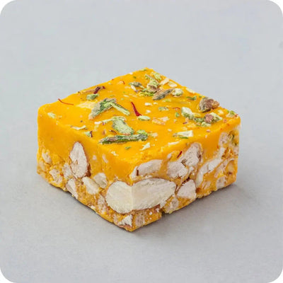 The Sweet Blend Kesar Crunch - 500 gms