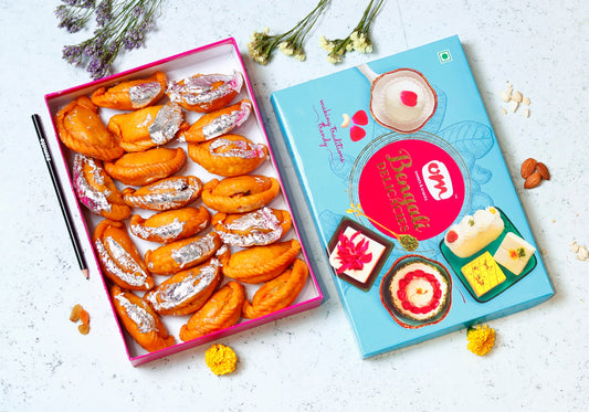 Om Sweets & Snacks Kesar Gujiya - 500 gms