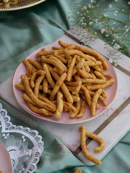 Laxmi Misthan Bhandar's Lahsun Bhujia - 500 gms
