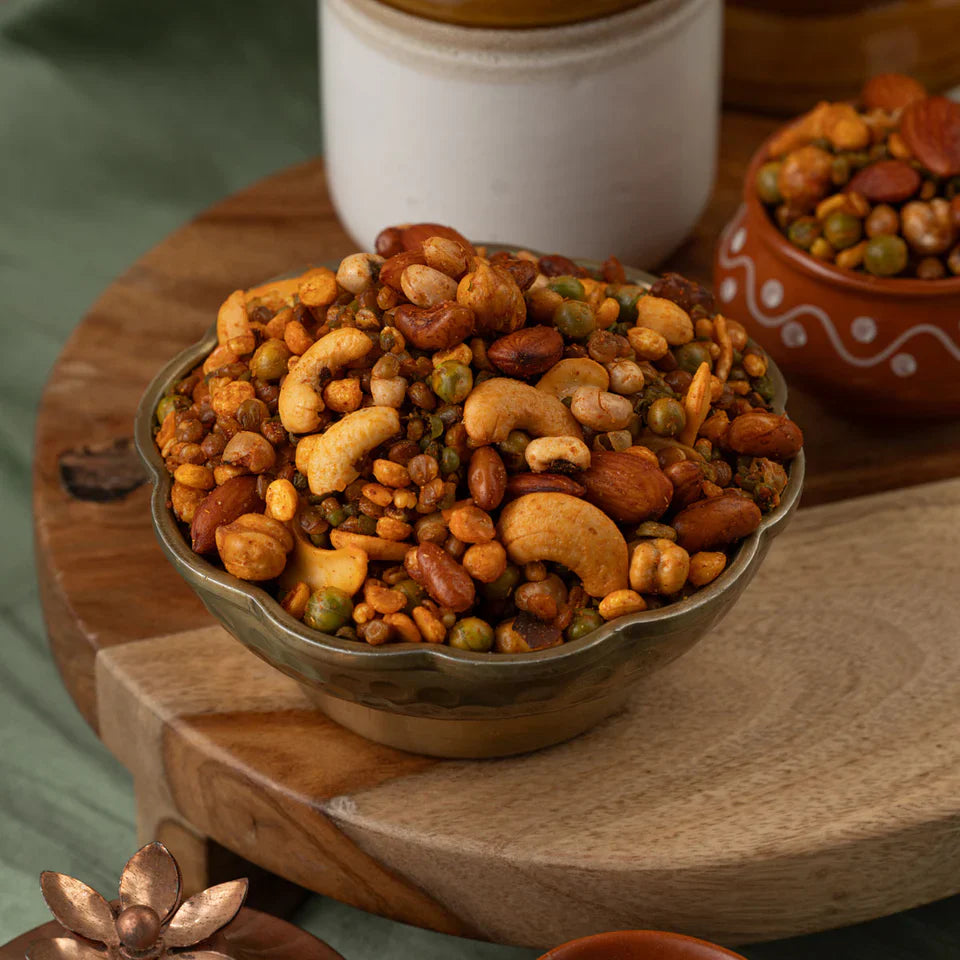Pothgaal Sweet Navaratan Mixture - 250 gms
