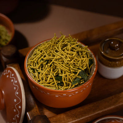 Pothgaal Sweet Palak Sev - 300 gms