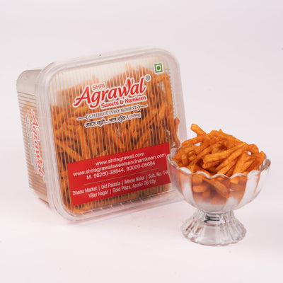 Shri Agrawal Sweets & Namkeen Red Chilli Aaloo Laccha - 400 gms