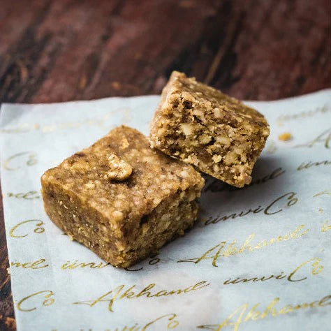 Akhand Sweet Walnut Gur Burfi / Slab - 500 gms