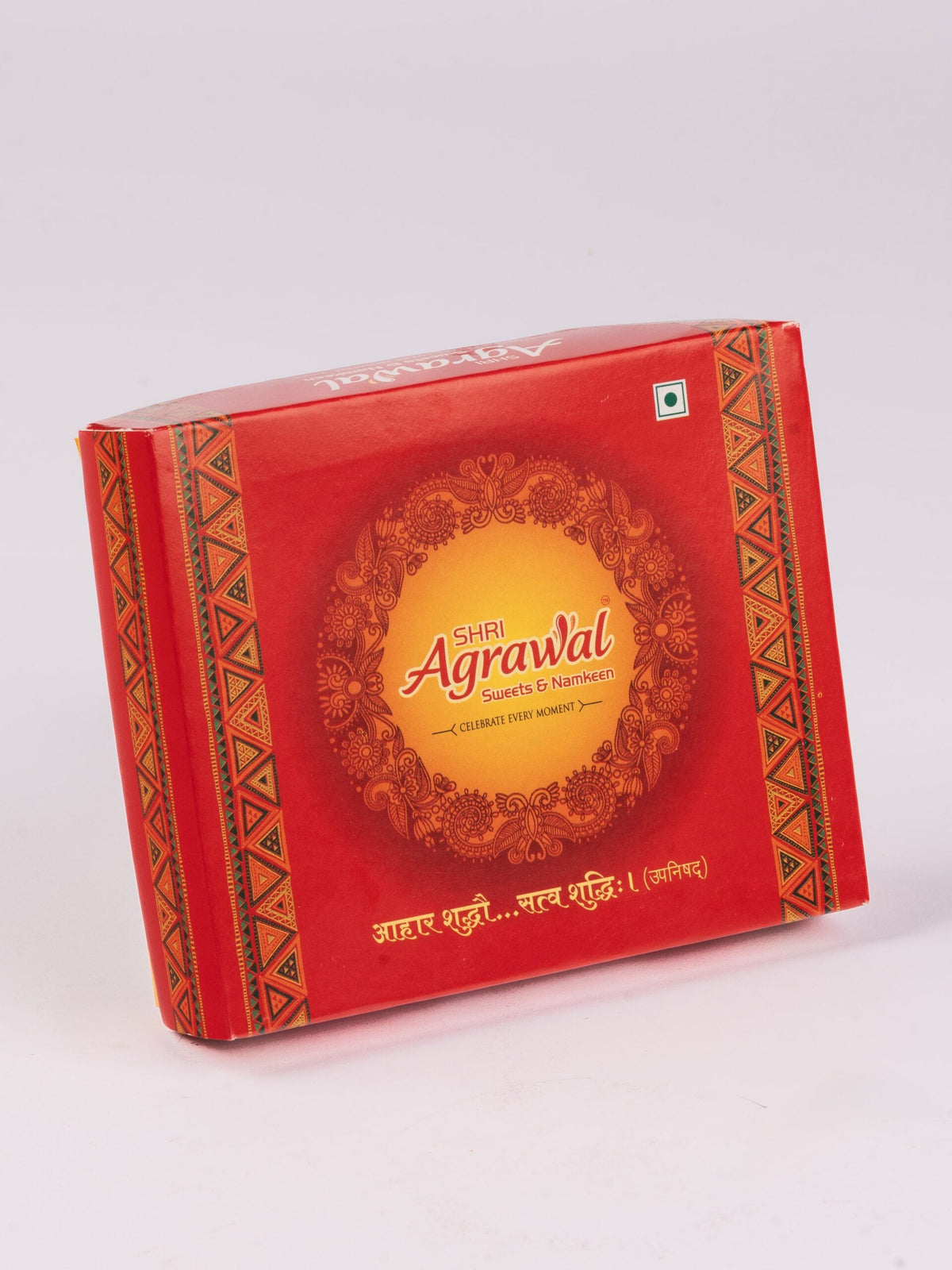 Shri Agrawal Sweets & Namkeen Besan Laddu - 500 gms