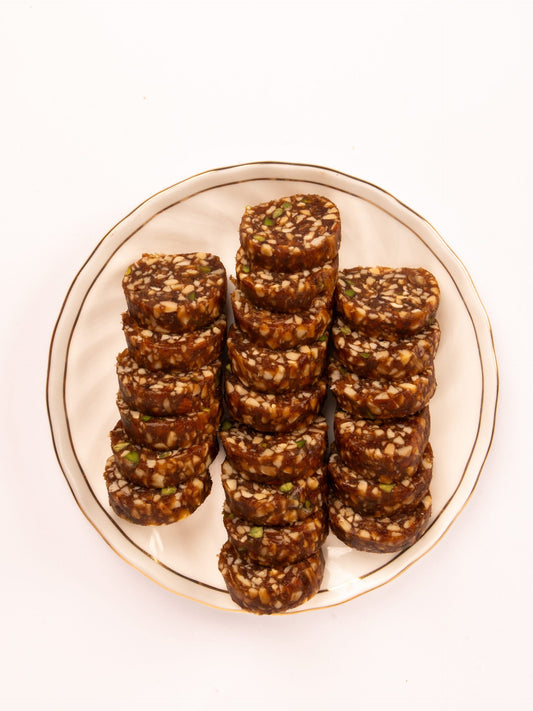 Shri Agrawal Sweets & Namkeen Khajoor Dryfruit - 500 gms