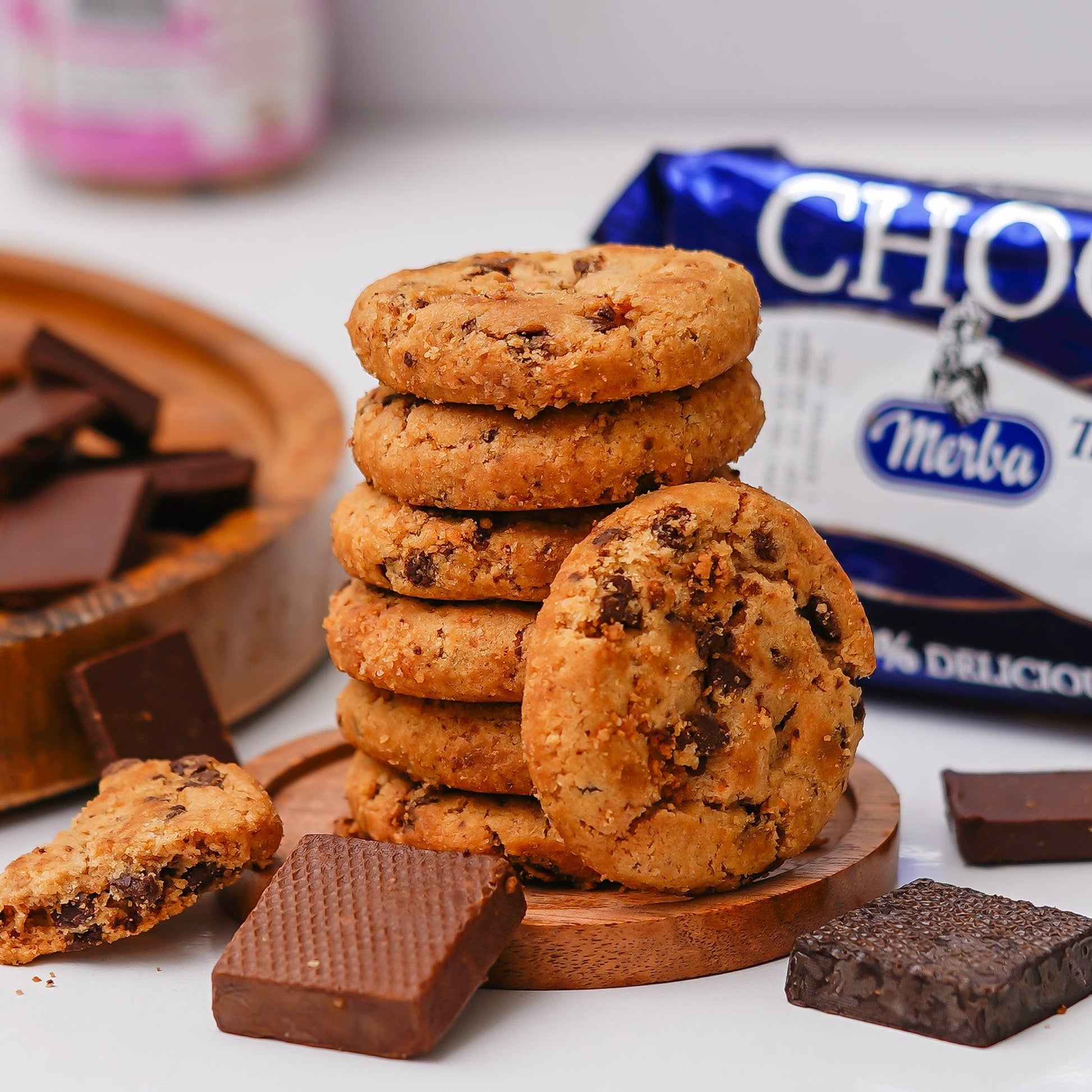 Chocolate Cookies, with 25% Chocolate Chunks, 150g