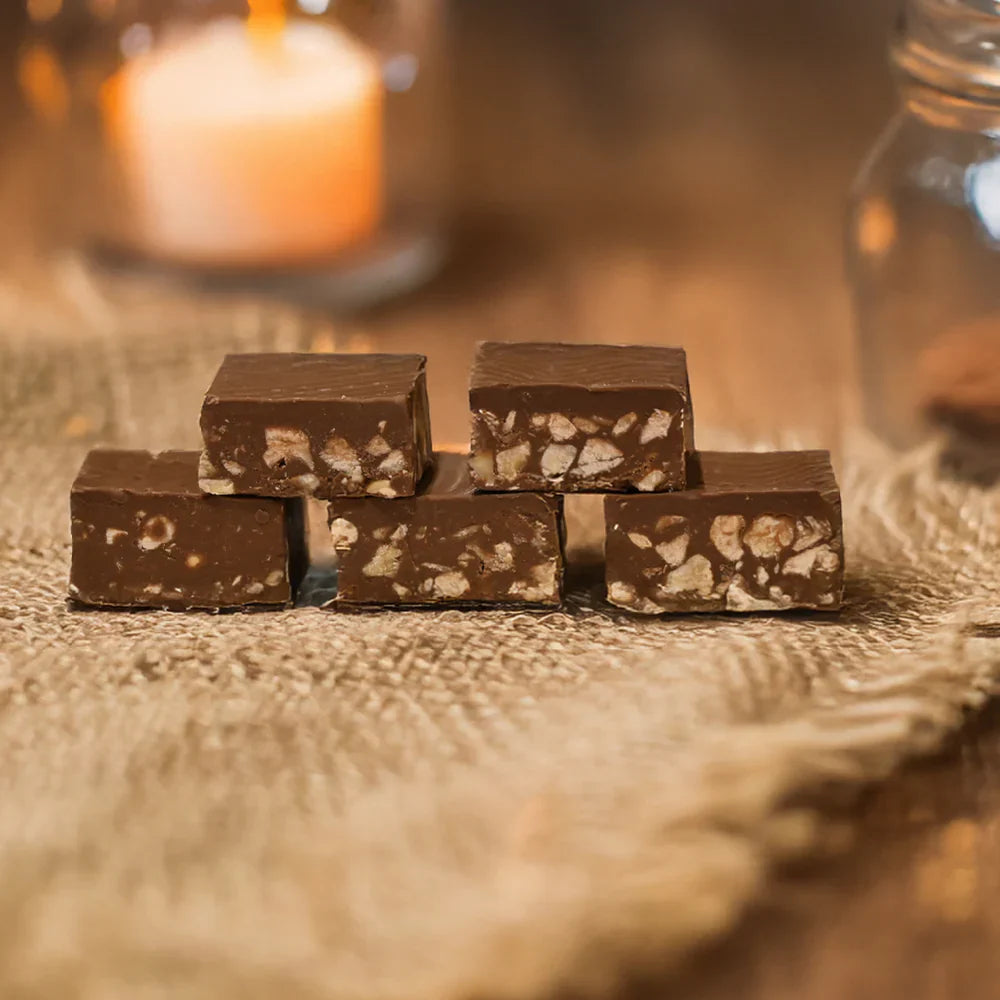 Khavda The Mithaas Hazelnut Crunch - 500 gms