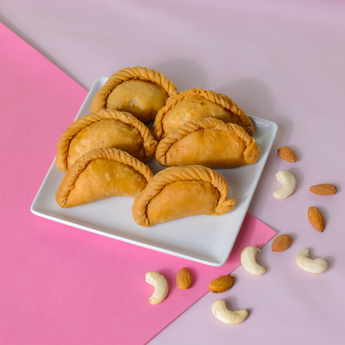 Bharat Sweets Desi Ghee Feeki Gujiya -  500 gms