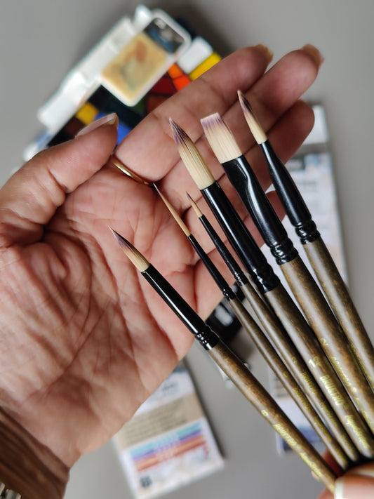 BRUSTRO AquaStrokes Artist Brushes | Set of 6 | Ideal for Watercolour, Gouache, Acrylics, Oil Brush, Synthetic Bristles,  Wooden handle | Made for Students and Professionals Artists