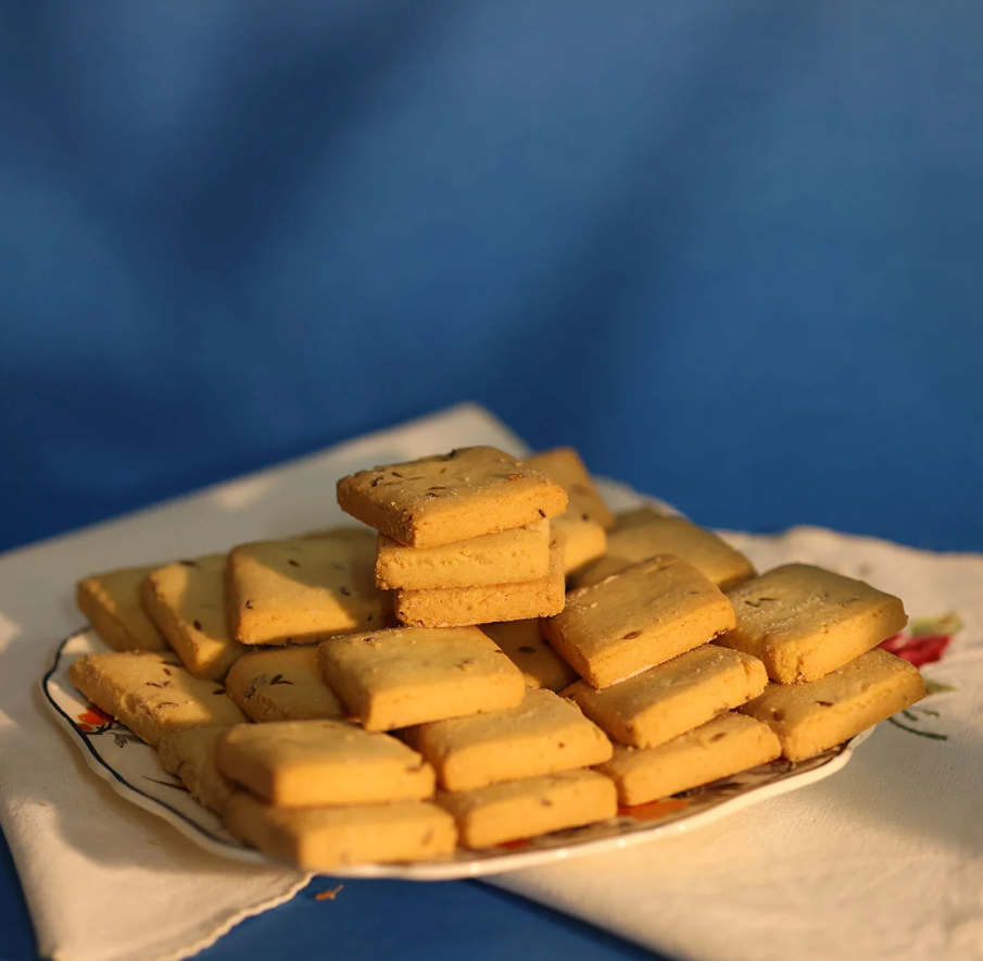 Dotivala Bakers & Confectioners Jeera Biscuits - 500 gms