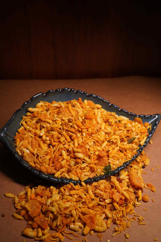 Sarvottam Chawana & Sweet Mart Khatta Metha Namkeen | 500 gms