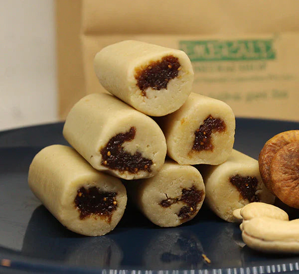 Emerald Mithai Kaju Pista Roll | 500 gms