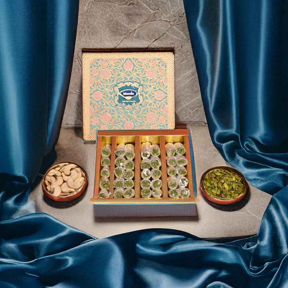 Khavda The Mithaas Kaju Pista Roll - 500 gms