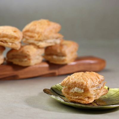 Dotivala Bakers & Confectioners Mawa Puff - 500 gms