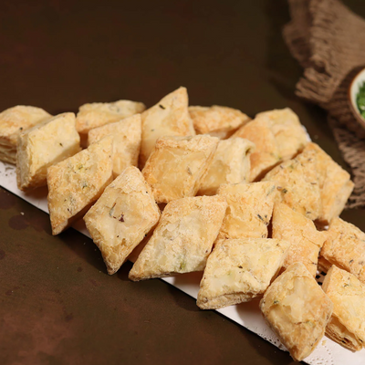 Dotivala Bakers & Confectioners Methi Khari 500 gms