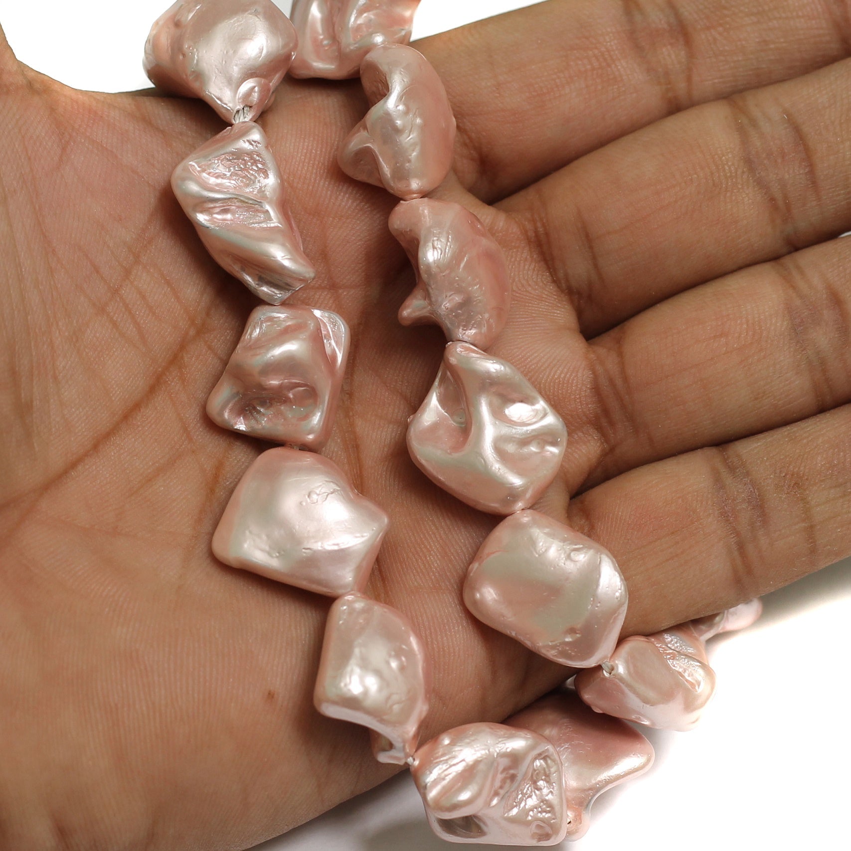 1 String, 22mm Peach Shell Pearl Beads